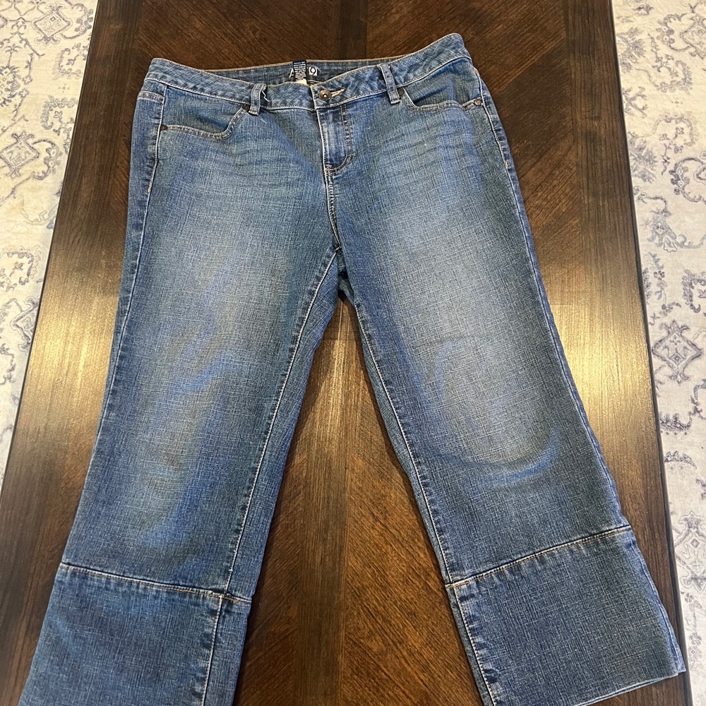 Apt. 9 Blue Flare Capri Jeans